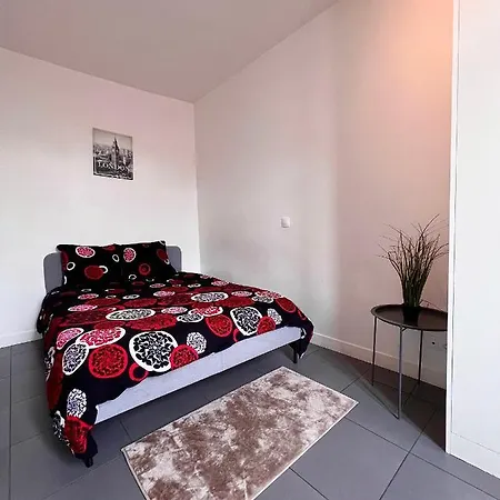 Apartmán Logesty Proche Paris Et Metro *